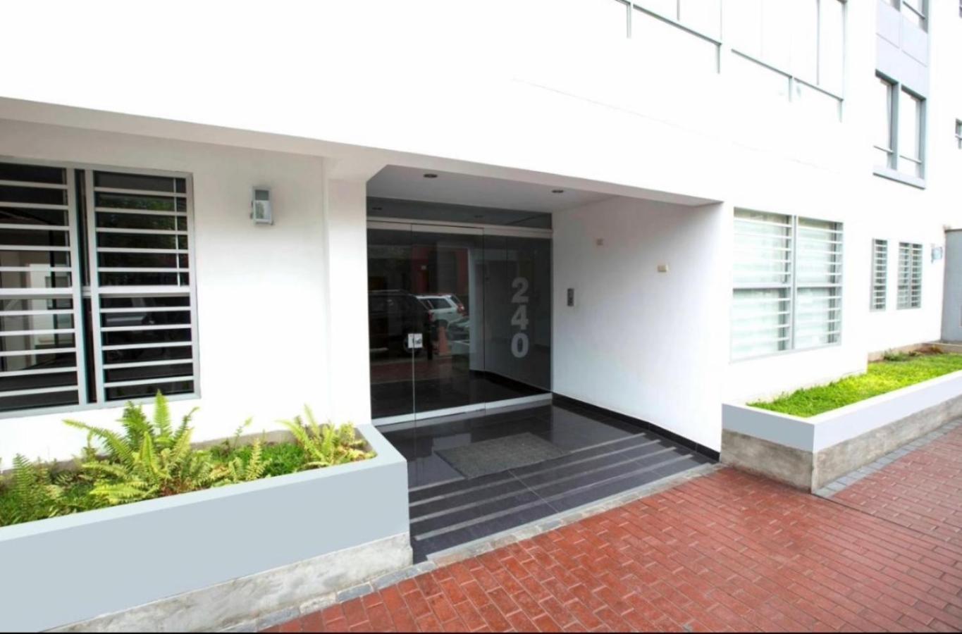 Departamento Miraflores Larcomar Con Terraza Lima Exterior photo